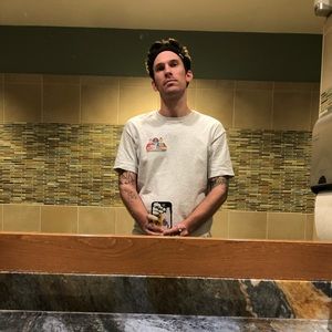 Meet your Posher, Jaron